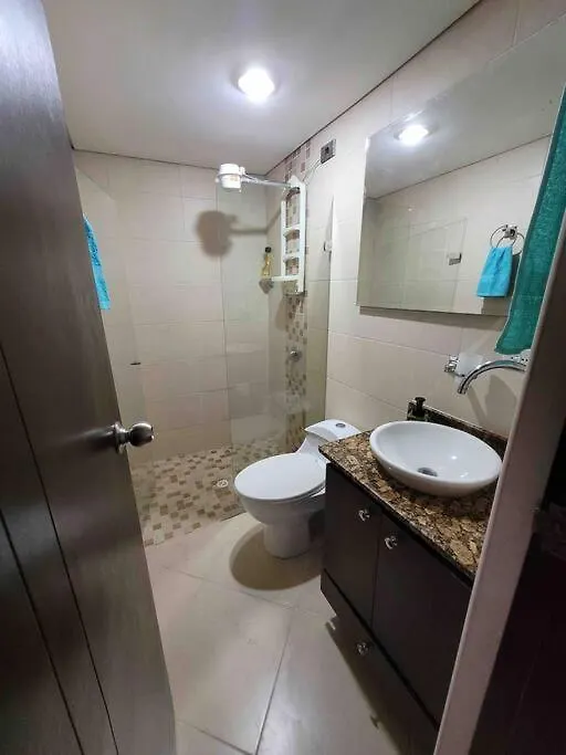 Apartamento Acogedor Barrio La Floresta מדיין