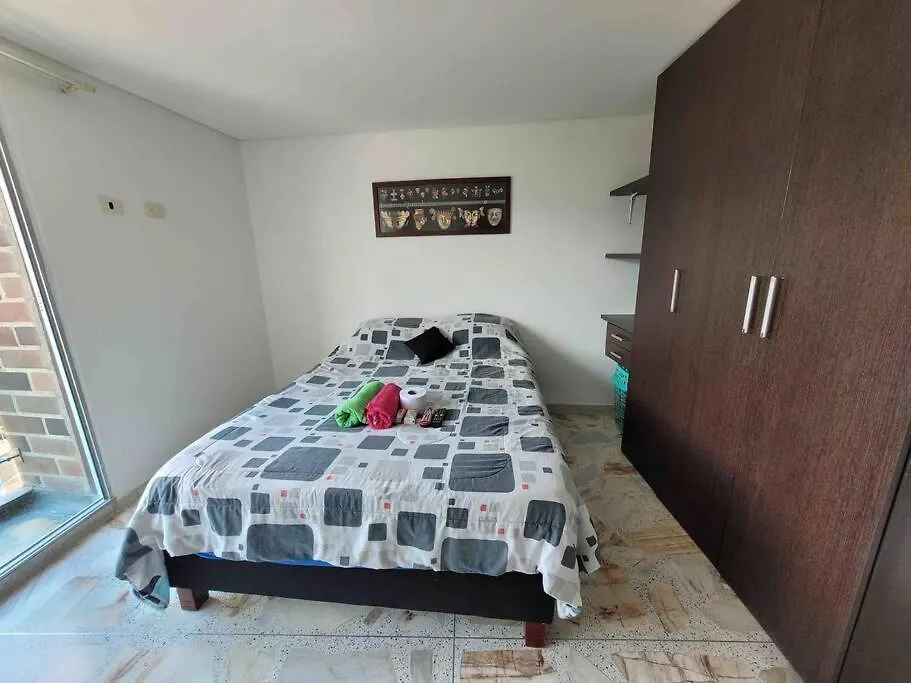 Apartamento Acogedor Barrio La Floresta מדיין